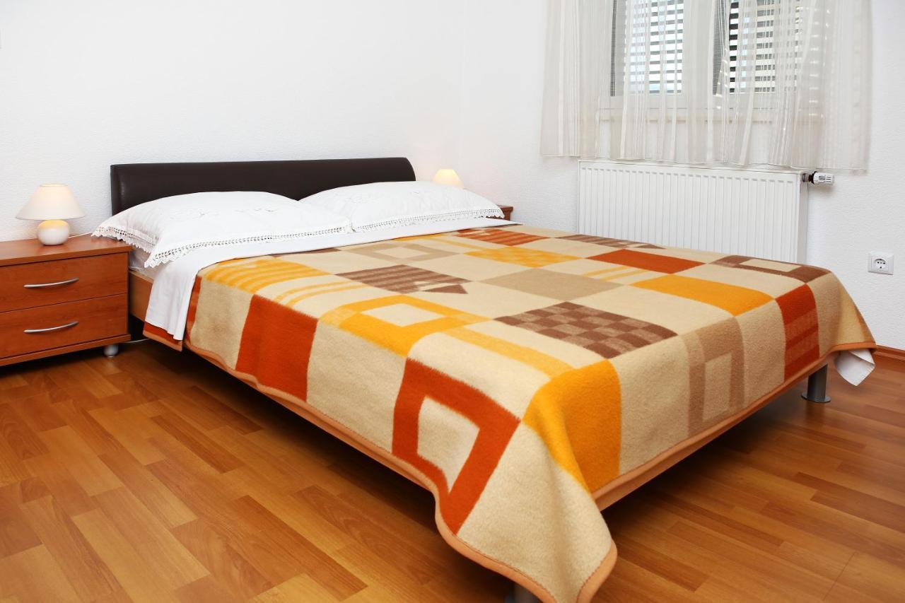 Apartment Matea Trogir Eksteriør bilde